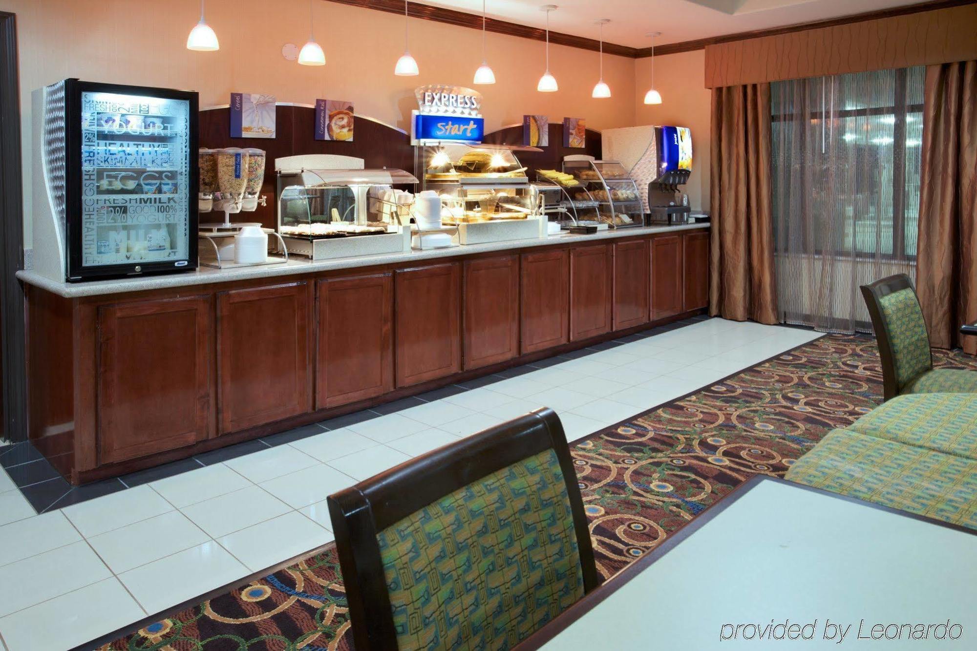 Holiday Inn Express Hotel & Suites Waller By Ihg Eksteriør bilde